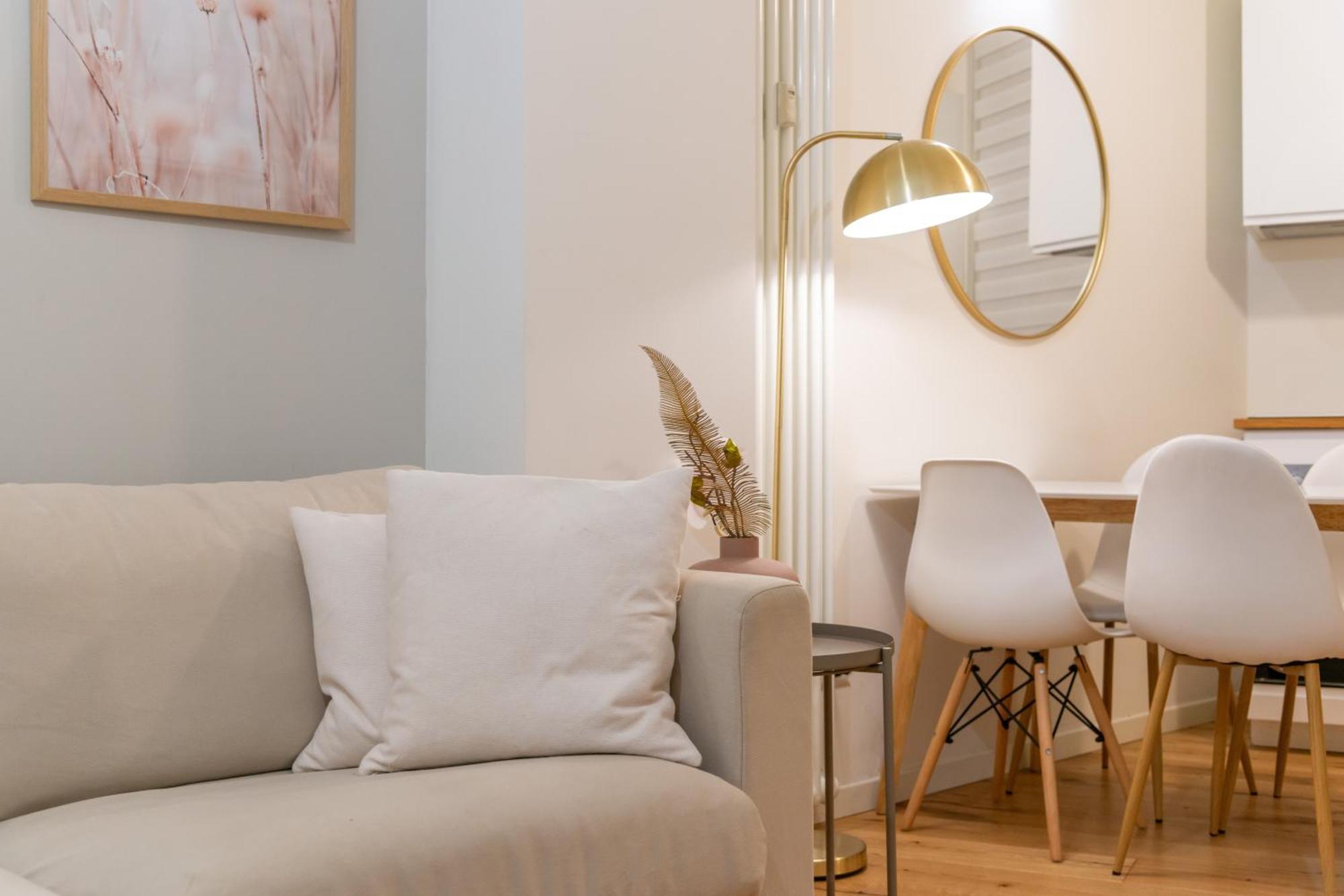 We - Babila Boutique - Mailand